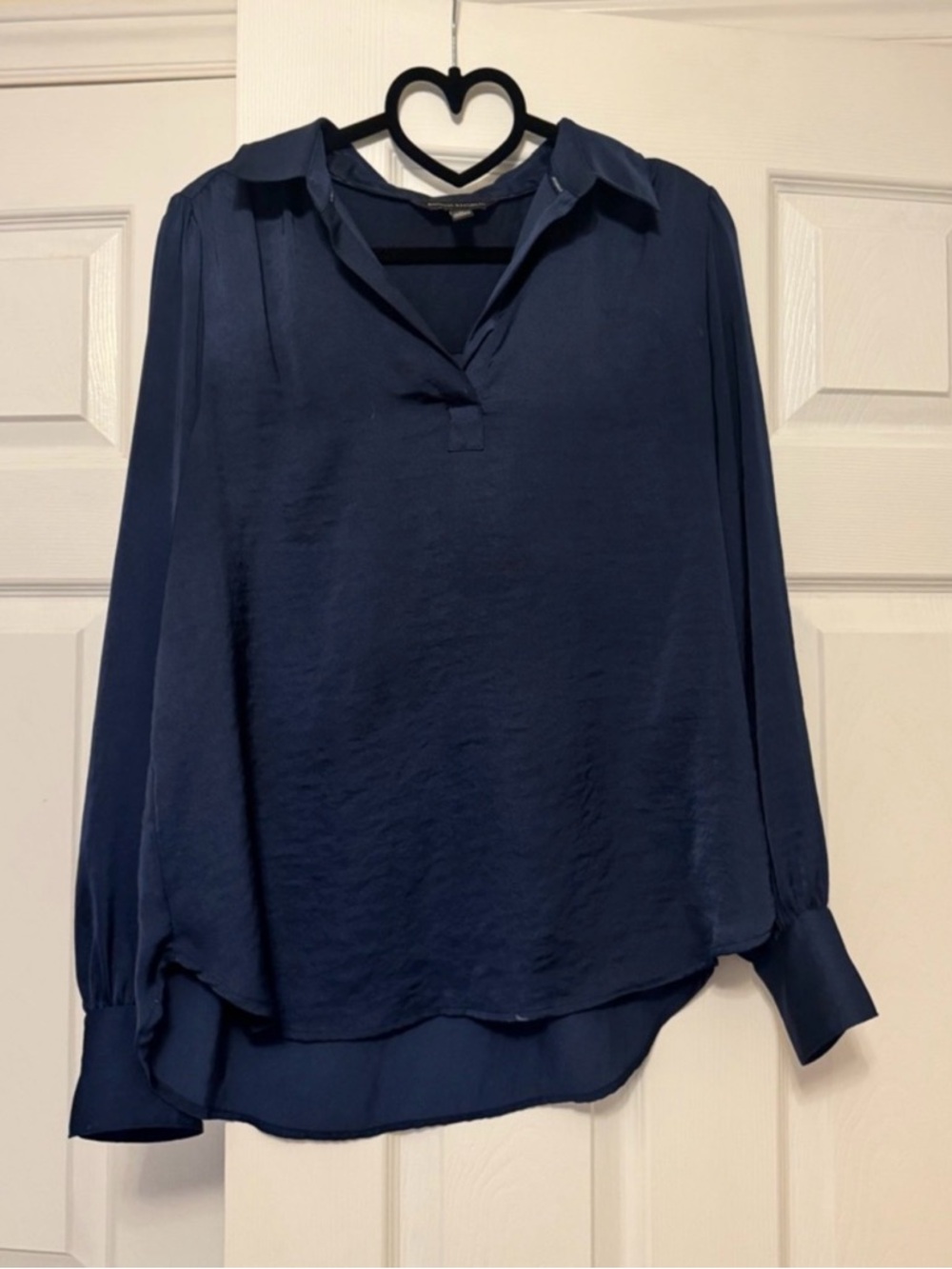 Banana Republic Navy V-Neck Long-Sleeve Blouse